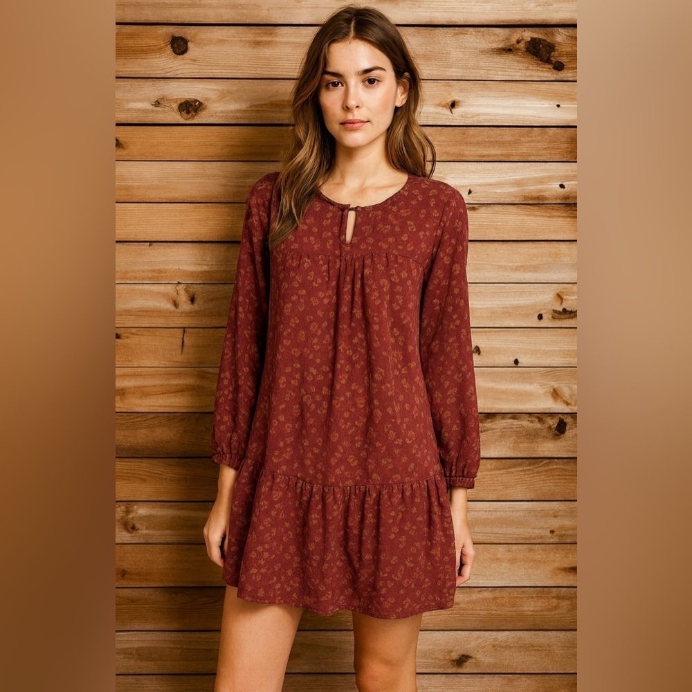 Sonoma New No Tags Floral Long Sleeve, Knee Length Dress size medium.